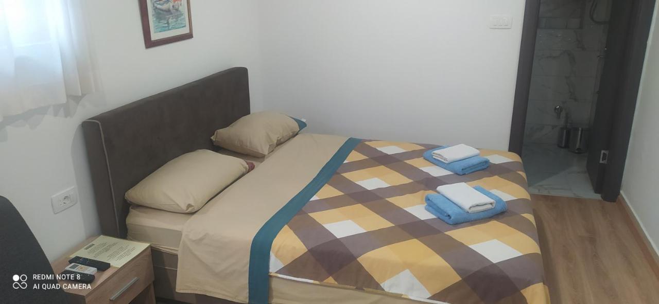 Apartments Erakovic Nikšić Eksteriør billede