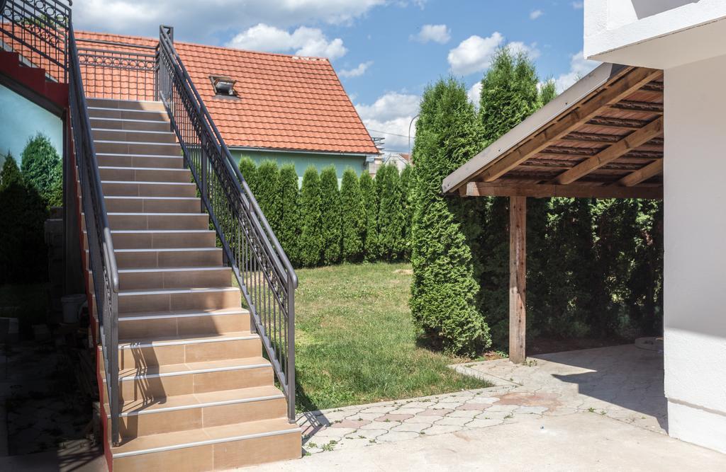 Apartments Erakovic Nikšić Eksteriør billede