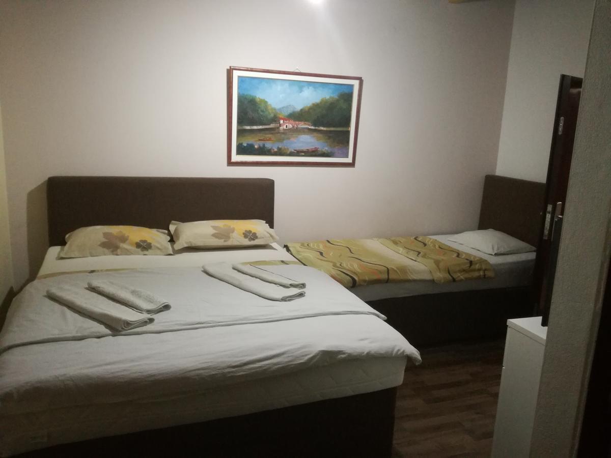 Apartments Erakovic Nikšić Eksteriør billede